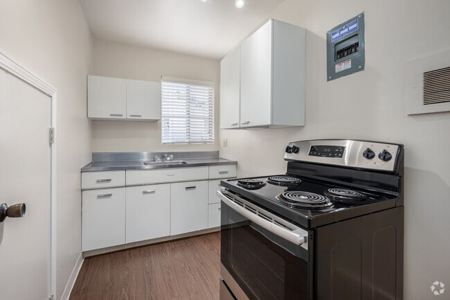 Interior Photo - 1510 18th St