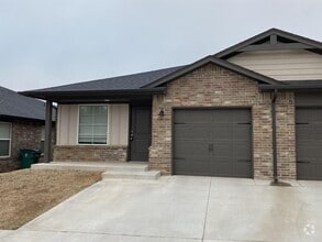 Building Photo - 11213 Northstar Dr