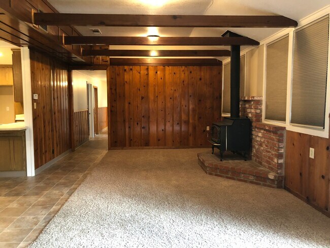 Foto del edificio - 1980 Sultana Dr