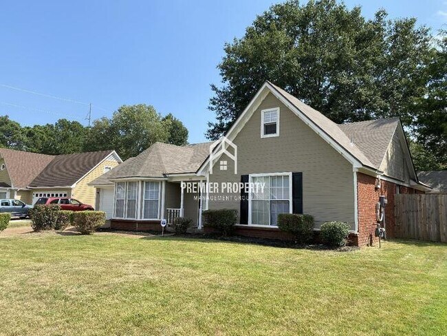 Building Photo - 951 Pine Birch Pl