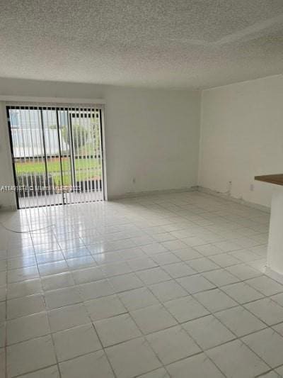 Building Photo - 9701 Hammocks Blvd
