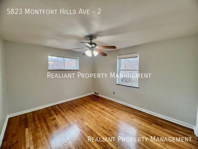 Foto del edificio - 5823 Hill Ave