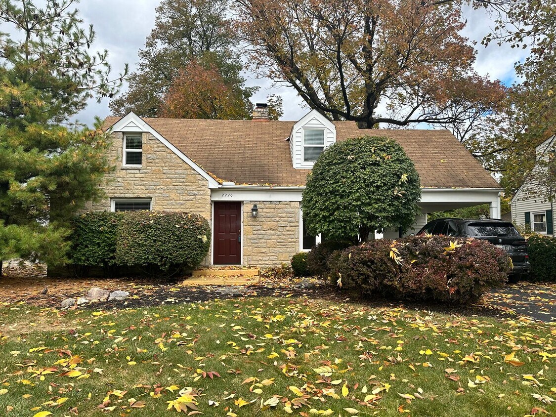 Foto principal - A charming Upper Arlington Home!