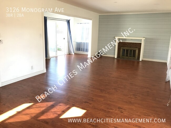 Foto del edificio - Charming 3 Bedroom Home In Long Beach with...