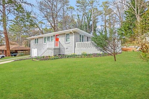 Foto del edificio - 3704 Del Rio Terrace