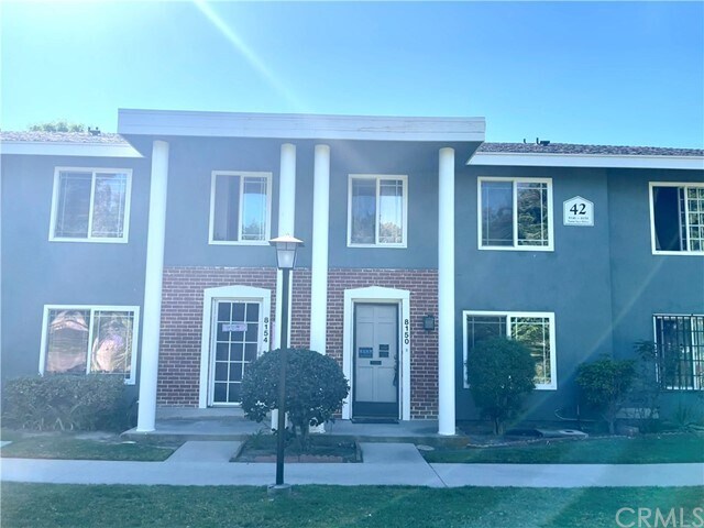 Foto principal - 8150 Santa Inez Dr