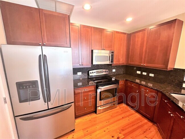 Foto del edificio - 618 N Boylan Ave