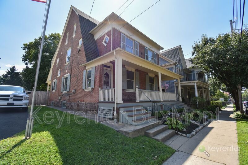 Primary Photo - 110 Washington Ave