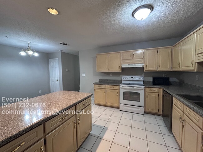 Foto del edificio - 3816 Soapstone Rd
