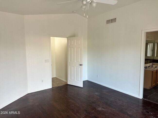 Foto del edificio - 24634 N 39th Ave