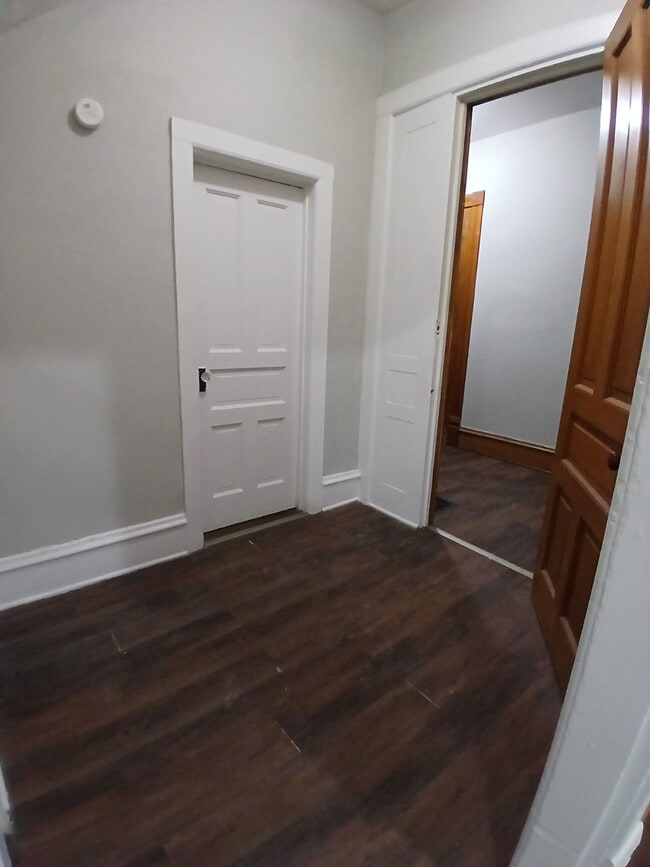 Building Photo - 510 S St Joseph St