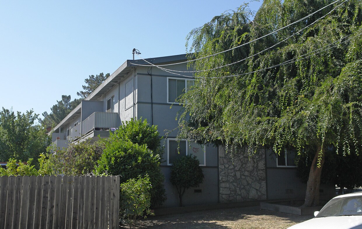 2291 Cuadra Ct, Pinole, CA 94564 Apartments in Pinole, CA