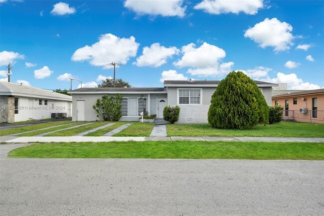 Building Photo - 8581 SW 27th St