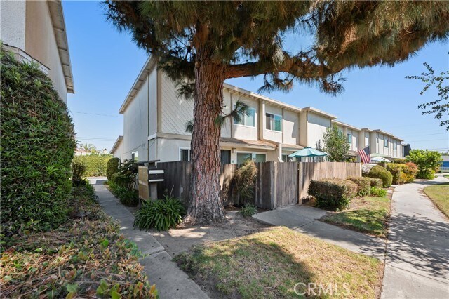Foto del edificio - 25205 Cypress St