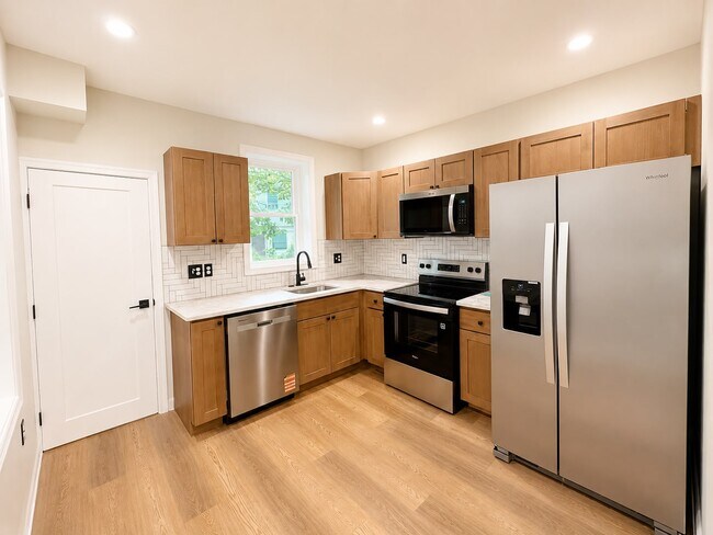 Foto del edificio - 6534 N Lambert St