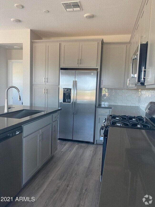 Horizons Apartments under 2,500 Gilbert, AZ 1 Rentals