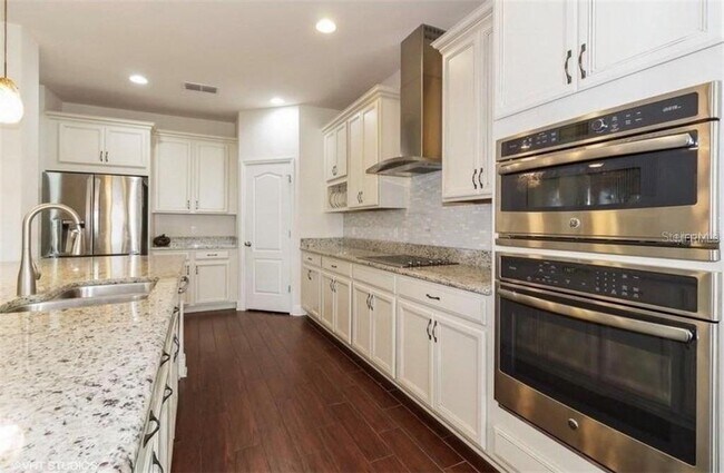 Foto del edificio - 5657 Mangrove Cove Ave