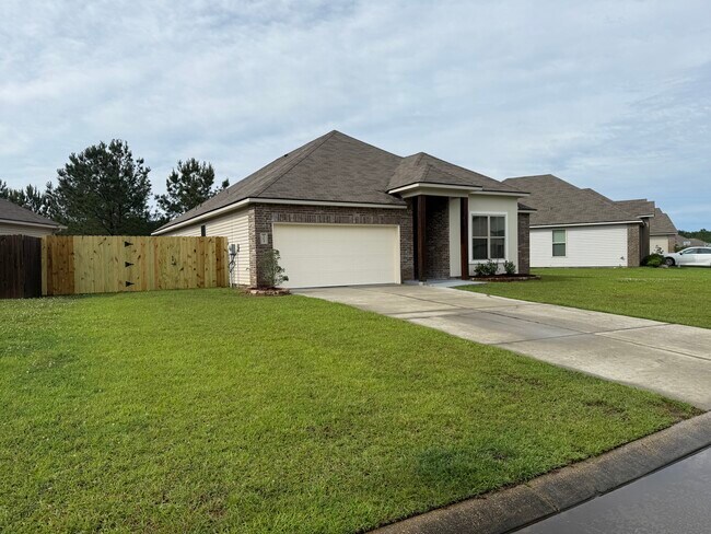Building Photo - 23033 Isabella Dr
