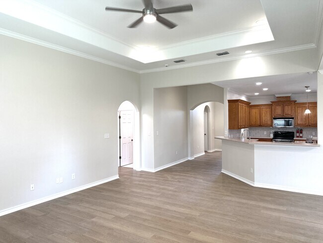 Building Photo - 6841 Wall Street