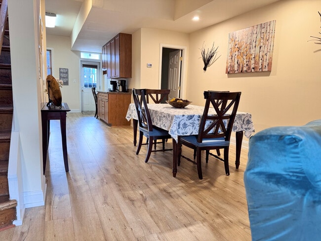 Photo - 1209 I St NE Townhome