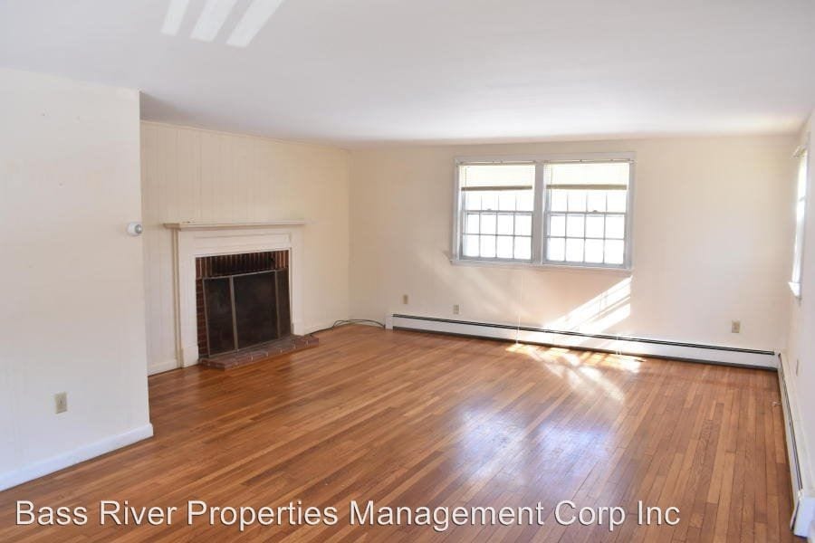 Building Photo - 1 br, 1 bath House - Trotting Park  Duplex