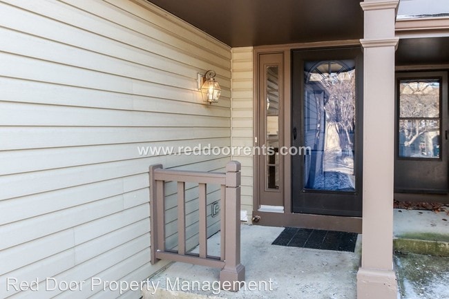 Building Photo - 2 br, 1.5 bath House - 11537 Sunset Cove Lane
