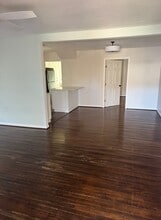 Building Photo - 1406 Kirwin St