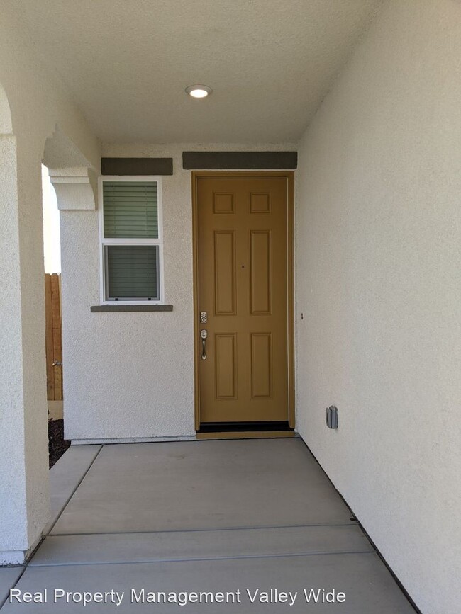 Building Photo - 3 br, 2.5 bath House - 198 Korbel Avenue