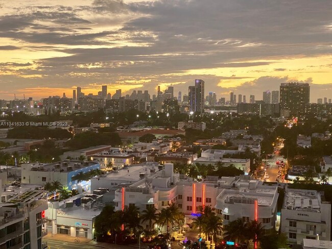 Foto del edificio - 7 Collins Ave