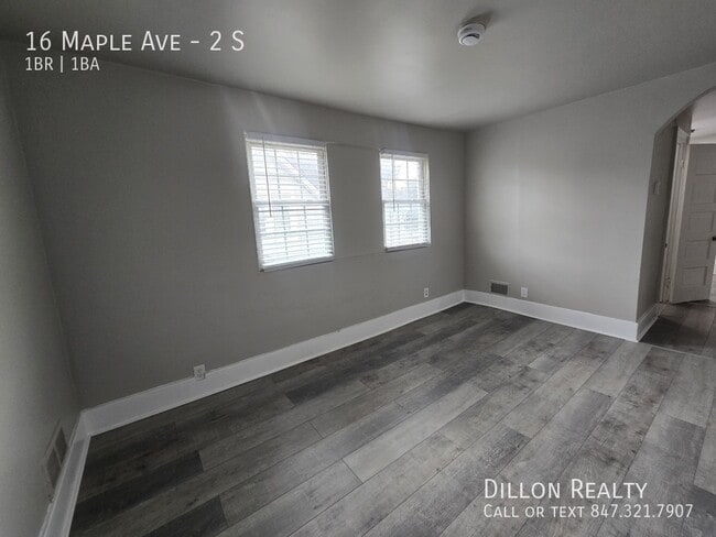 Building Photo - 16 Maple Ave