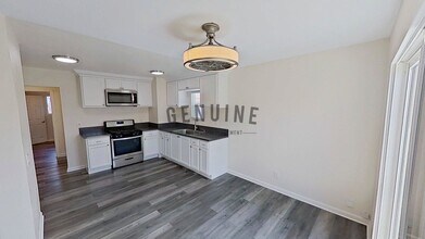 Building Photo - 2180 Placentia Ave