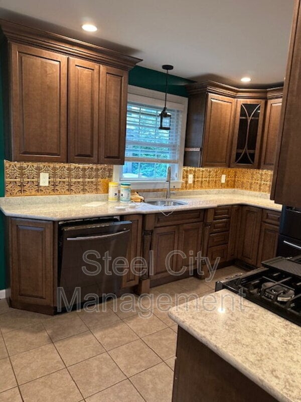 Foto del edificio - 851 Kennedy St