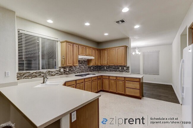 Foto del edificio - 4 br, 3 bath House - 1185 Galston Dr, Fols...