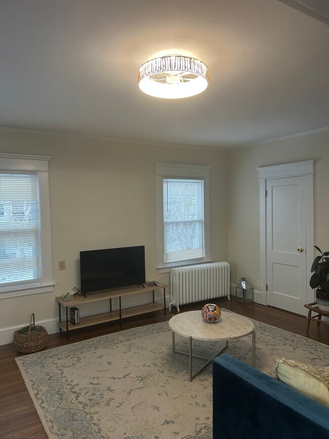 Foto del edificio - 1946 Chapel St