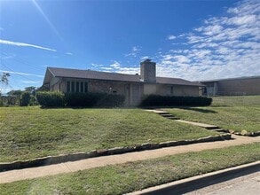 Building Photo - 14046 Rolling Hills Ln