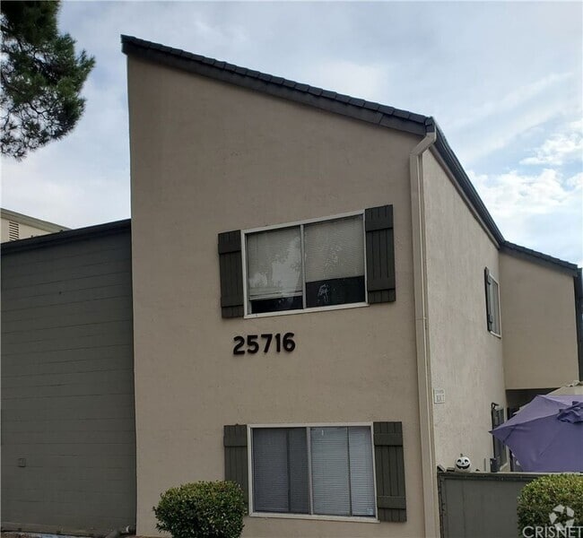 Building Photo - 25716 Player Dr