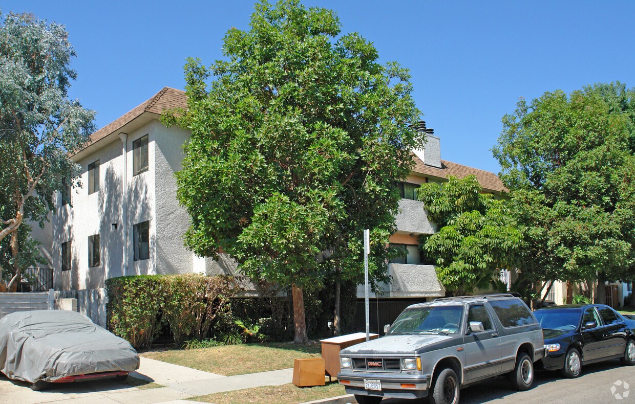 Foto del edificio - 3615 Veteran Ave