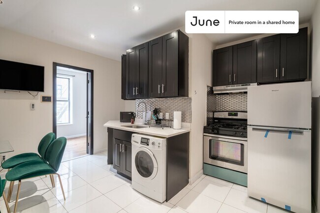 Foto del edificio - Room in Shared 4 bed/2 bath home