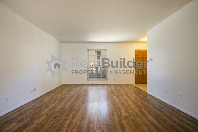 Building Photo - CALL US TODAY AT (505) 808-6467 TO SCHEDUL...