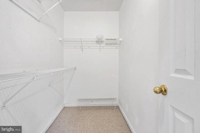 Building Photo - 515 Kerby Pkwy