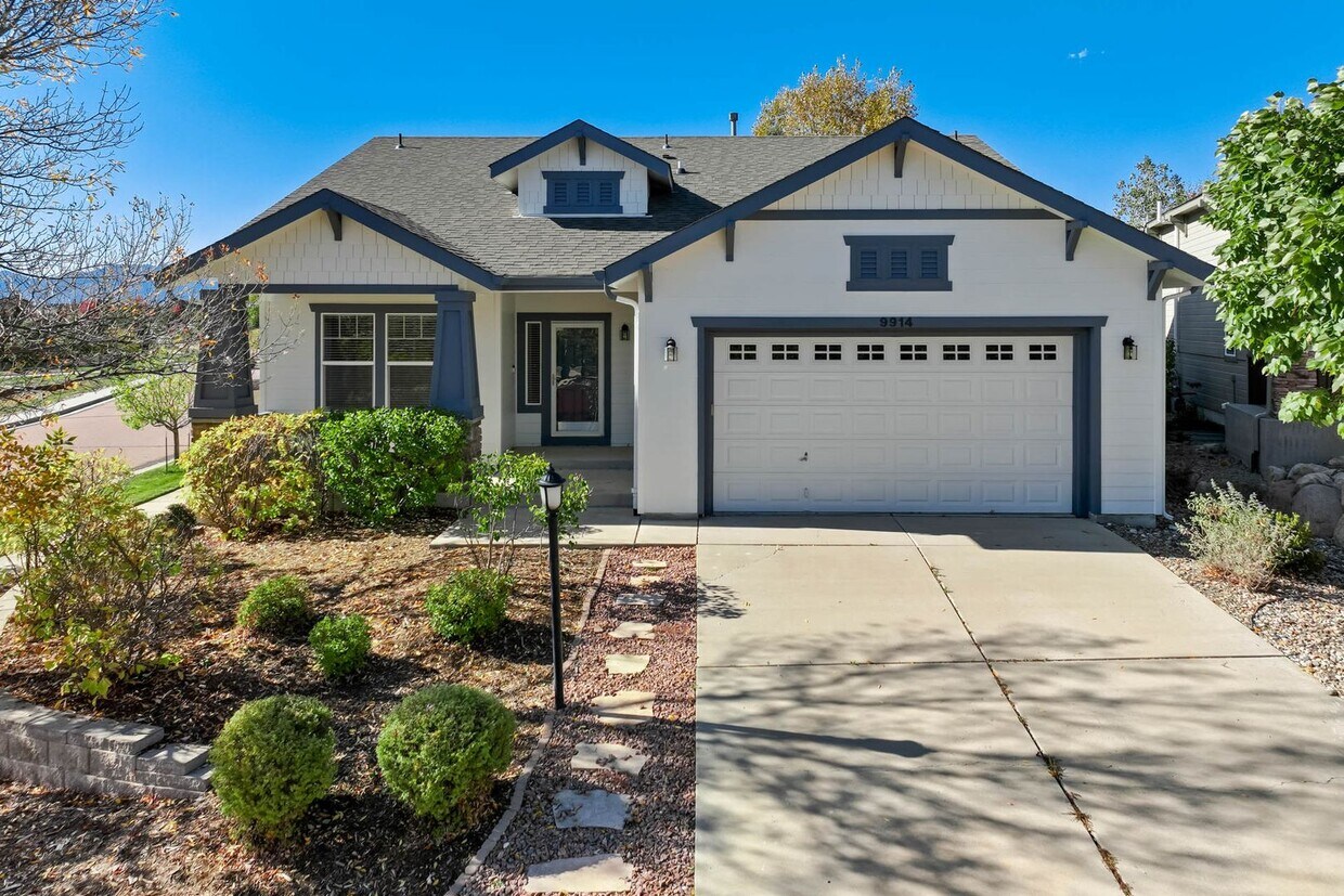 Main Level Living in Pine Creek...Views ar... - Pine Creek 5bd Home on Corner Lot 6 month ...