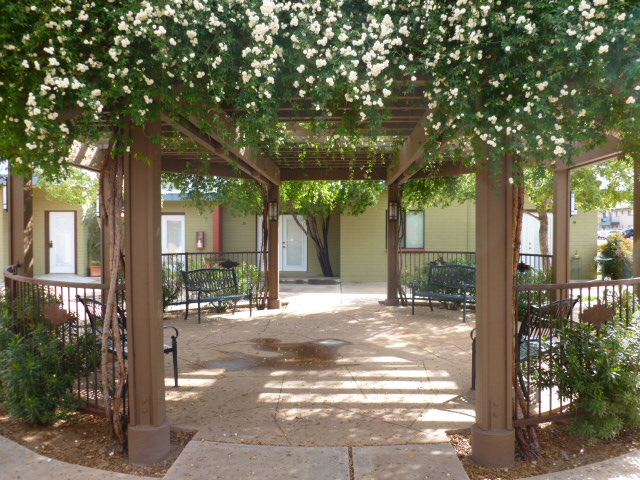 Courtyard Ramada - Coronado Vista Courtyard Apts.(SENIOR LIVING)