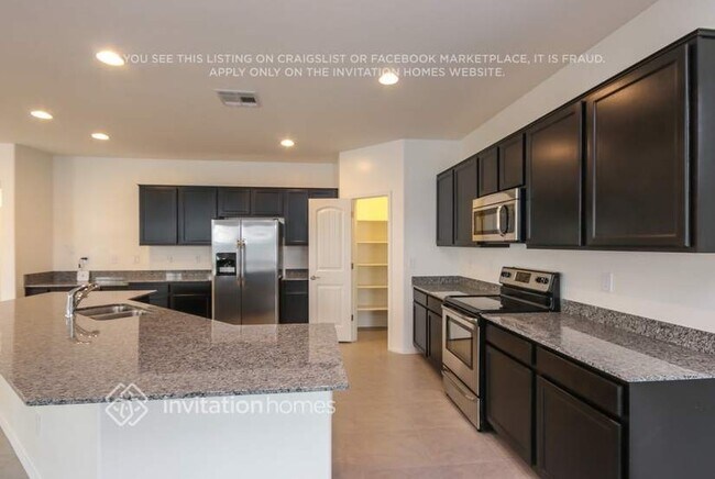 Foto del edificio - 1270 E Palomino Way