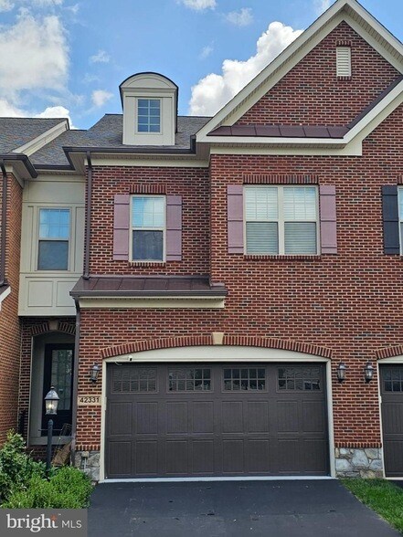 Foto principal - 42331 Benfold Square