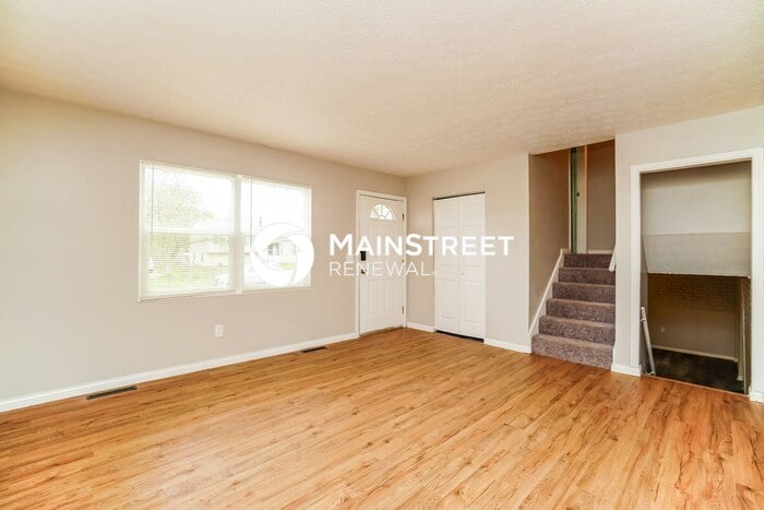 Primary Photo - 3 Bedroom Pet-Friendly Home in COLUMBUS, O...