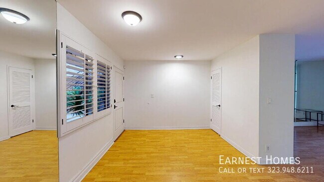 Foto del edificio - 1731 Colby Ave