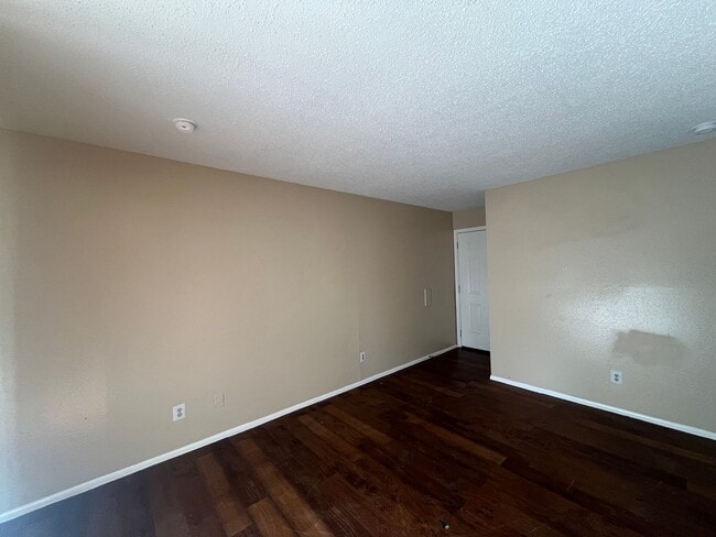Building Photo - 300 Moursund Blvd