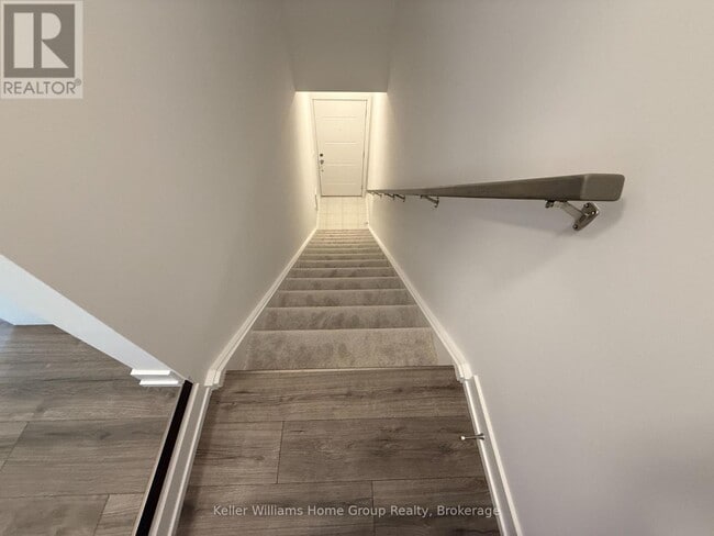 Photo du bâtiment - 940-940 St David St N
