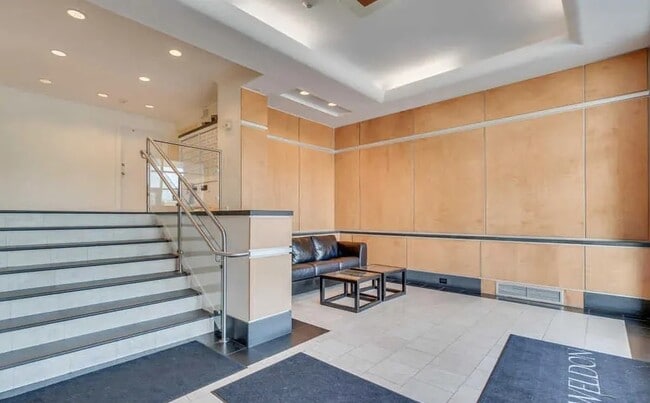 Building Photo - 1730 Arlington Blvd