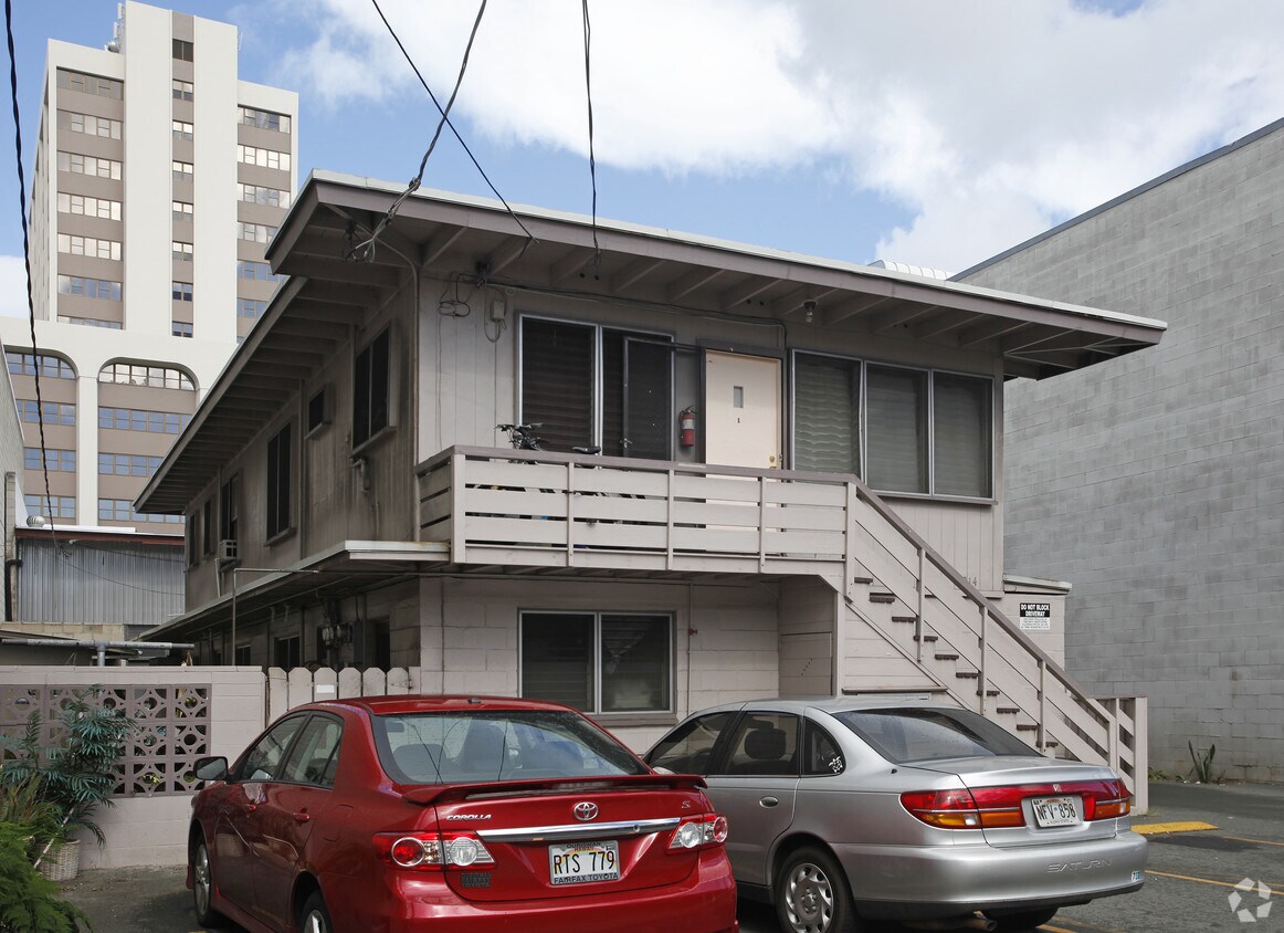 Building Photo - 1314 Liona St